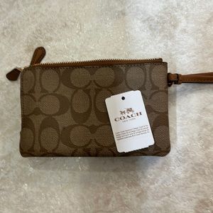 NWT coach wristlet